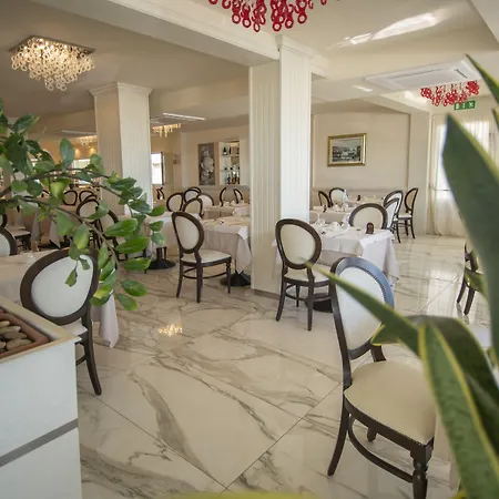 Ξενοδοχείο Orchidea 3*