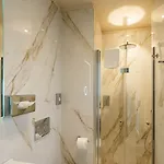 فندق Orchidea 3*